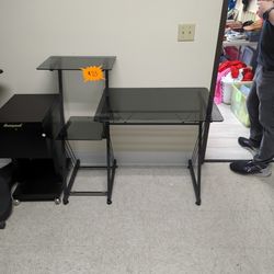 Desk With Side Shelves 