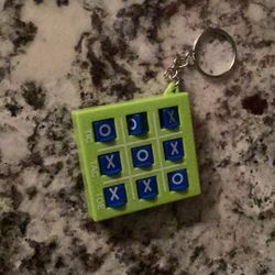 Tic Tac Toe Keychain 