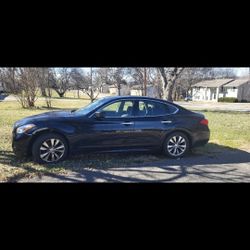 2013 Infiniti M37