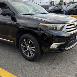 2013 Toyota Highlander 