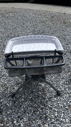 Baby Bassinet with Stand and Storage