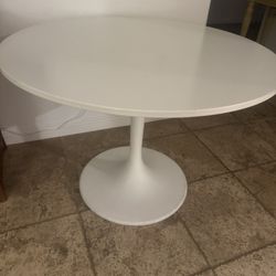 Round White Dining Table