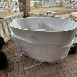 Oval Bath Tub