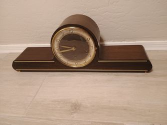 Vintage Mantle clock, Germany, Mauthe Brand. Deer Vly 67th Ave 85310