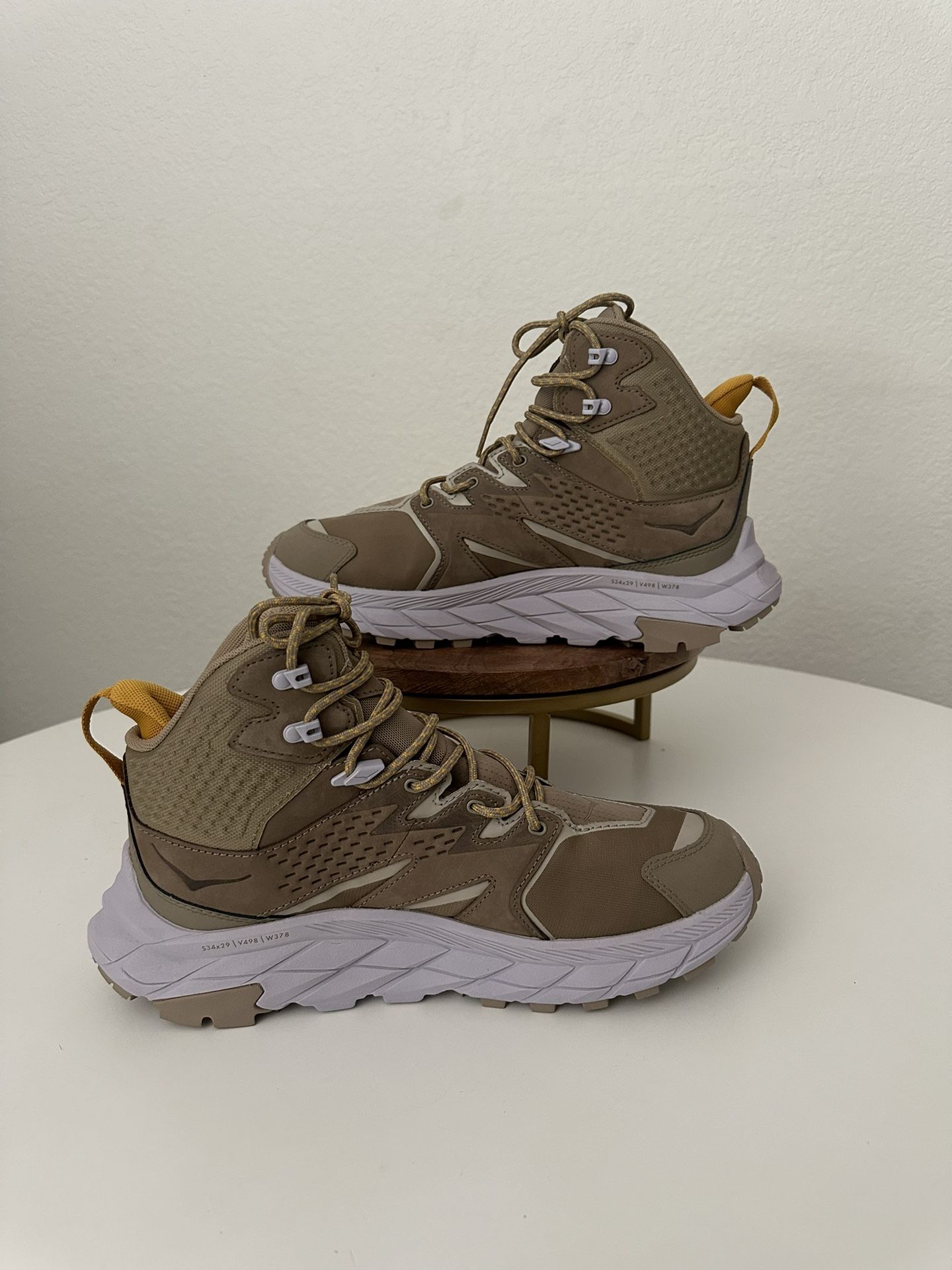 New Hoka ONE ONE Gore-Tex WOMEN Anacapa Hiking Boot 8B