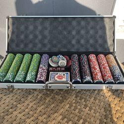 Vegas Gambling chip set read  (description for more details) 