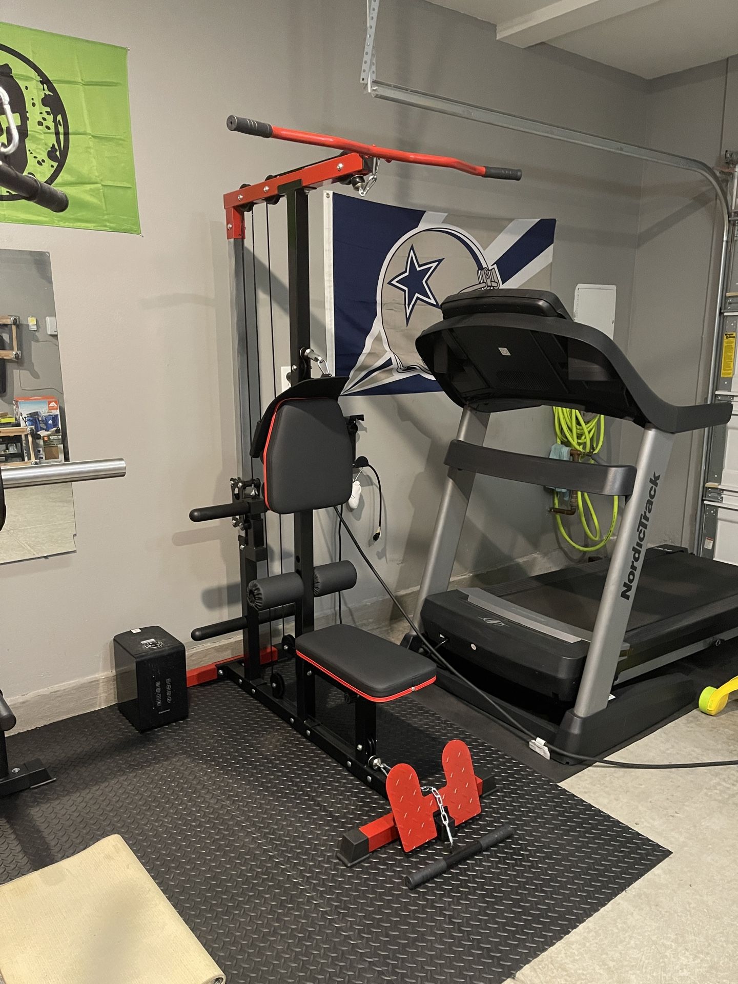 Home Gym Lat Pull Down W/ Ab Crunch, Leg Hold-down, And Row