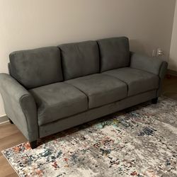 Used Couch in Great Condition – Affordable Price