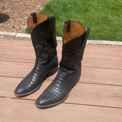 Lucchese Caiman Cowboy Boots