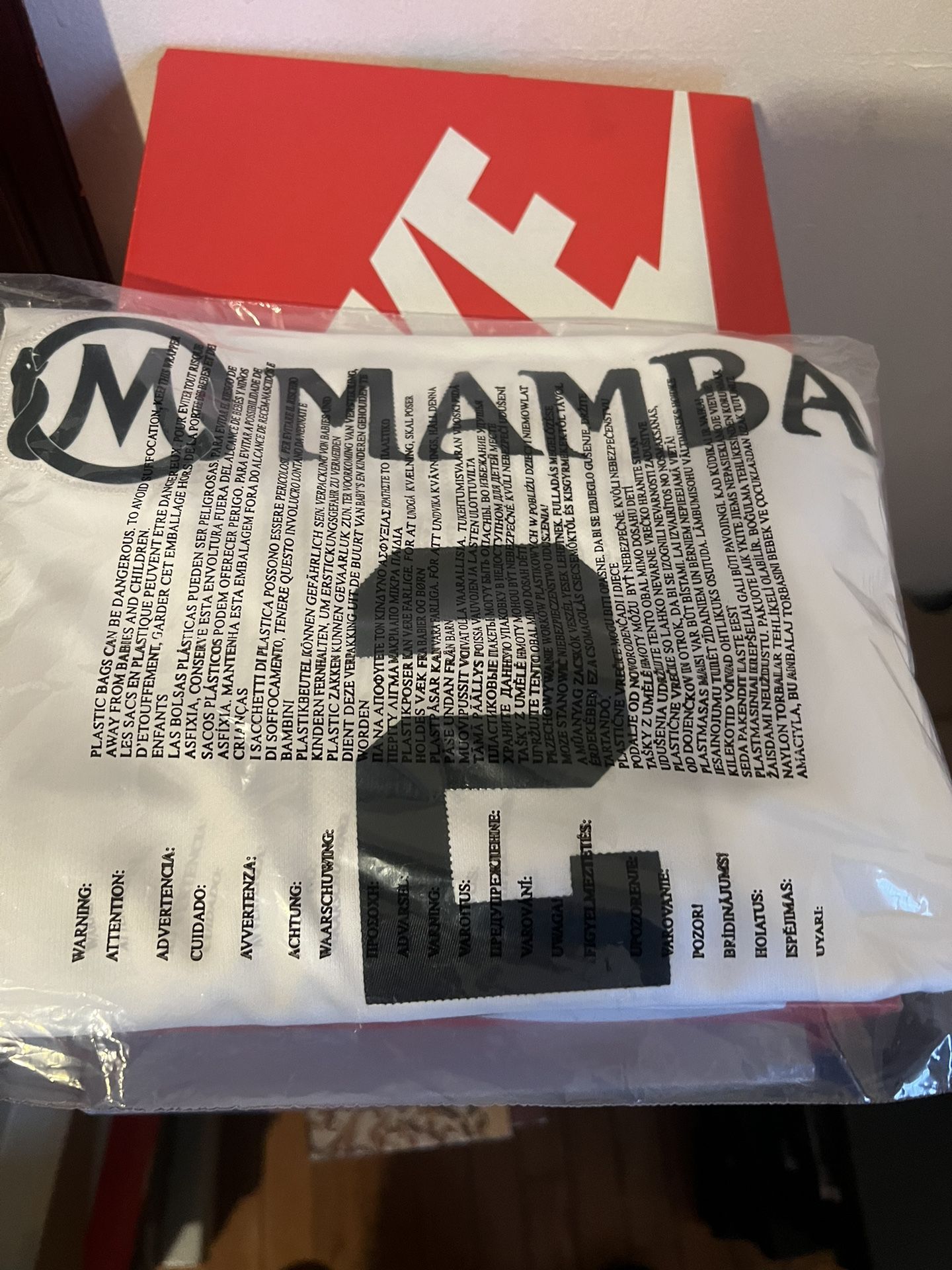 Nike Mambacita Jersey Size Large