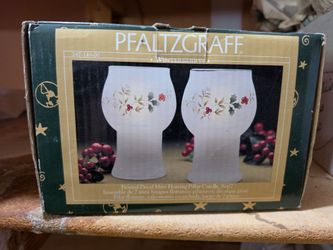Pfaltzgraff Winterberry Frosted Decal Mini Floating Pillar Candle Set of 2
