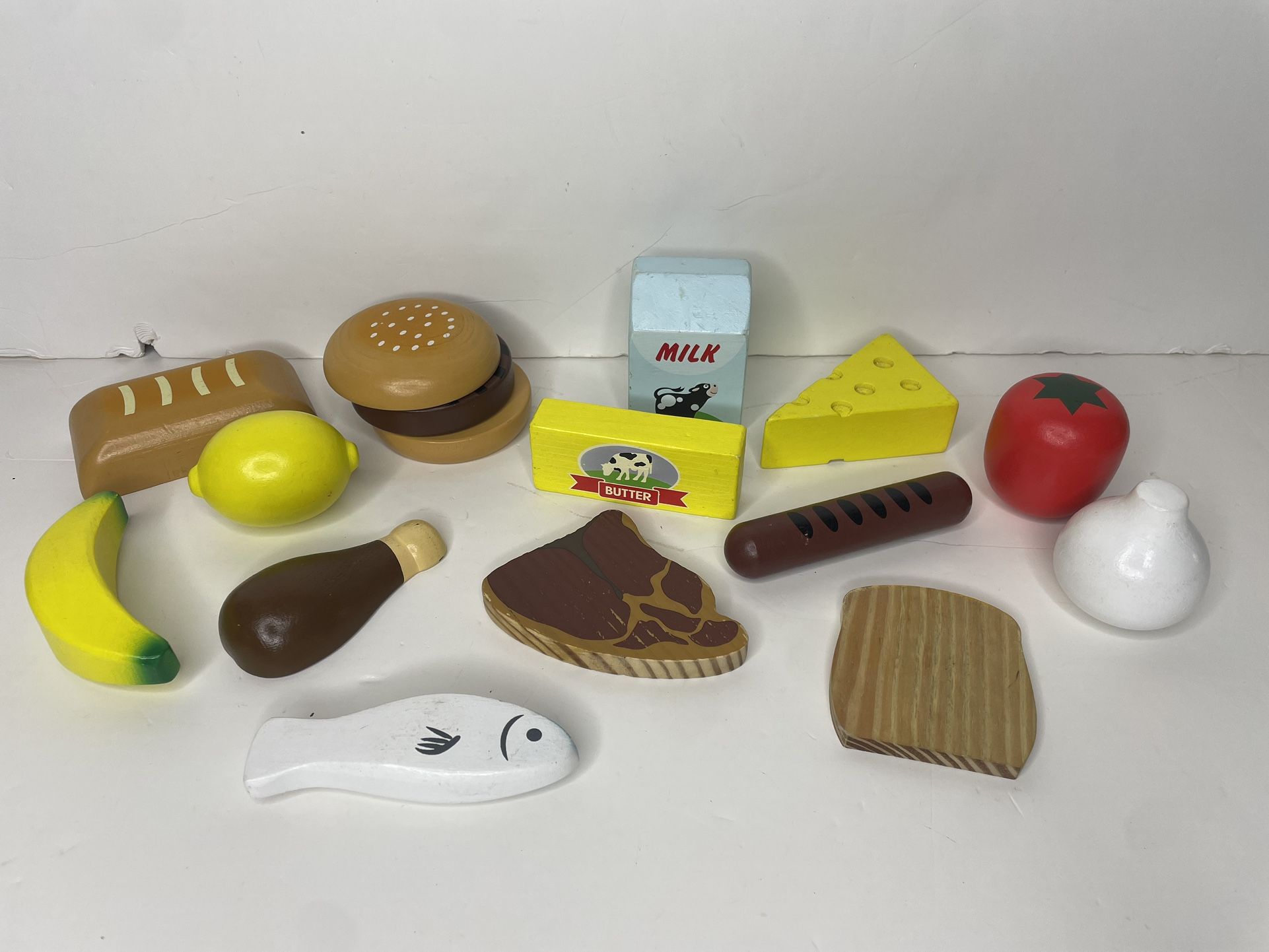 Play pretend wooden food