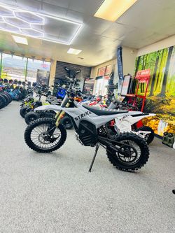 2026 Strike Shadow 72V