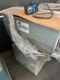 C&M TOPLINE MR DEBURR DB300 With Ceramic Tri-Star Media