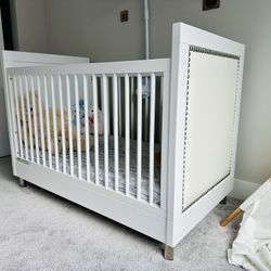 Simmons Kids® Avery 3-in-1 Convertible Crib in Bianca White