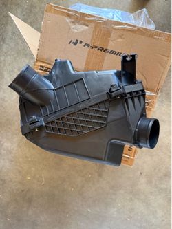 Honda accord air filter housing
