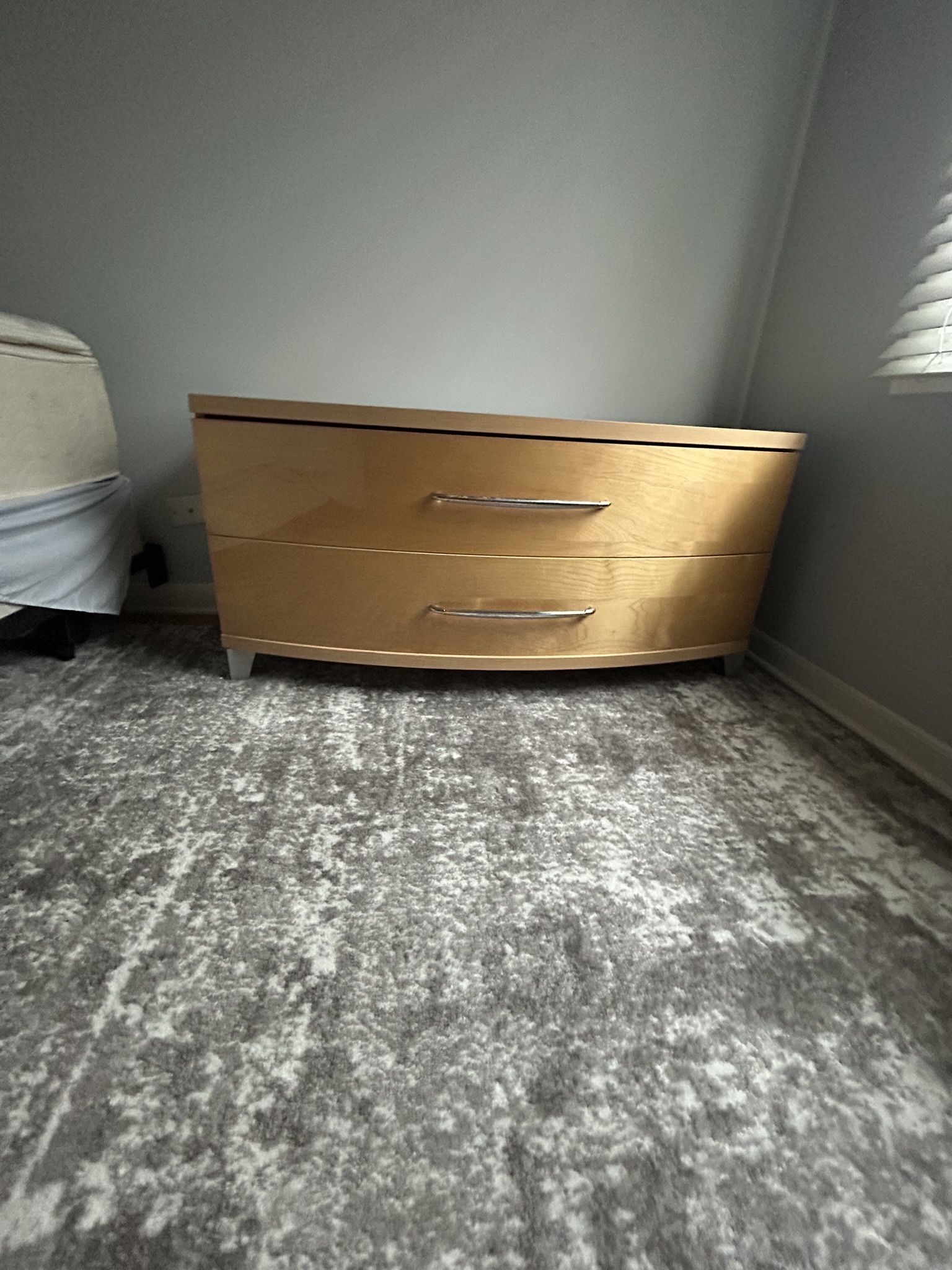 Nice Italian Dresser, Perfect For Closet