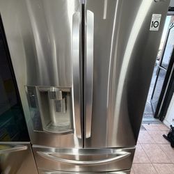 LG 36” French Doors Refrigerator 