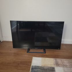 Sony 32" Smart TV- R 50 C