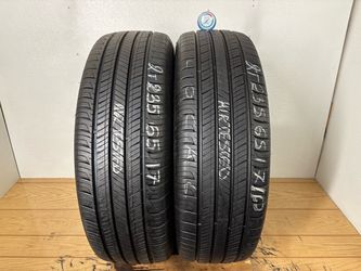 2 tires 235 65 17 Hankook kinergy gt high tread