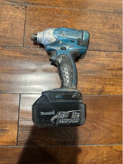 Makita 18V 3.0Ah Cordless Impact Driver – Used but Powerful & Reliable This is a genuine Makita 18V Lithium-Ion Impact Driver complete wit