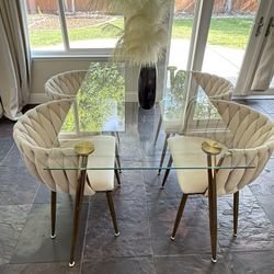 Dinning table and 4 chairs