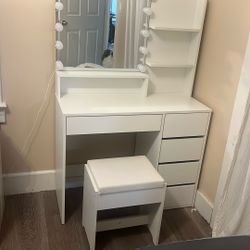 Makeup Vanity 
