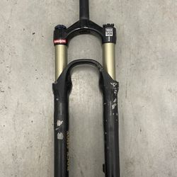 Rockshox Lyric Lowered To 100mm Dj