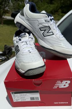 NEW New Balance Men’s Size 10 1/2