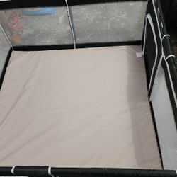 Play Pen 