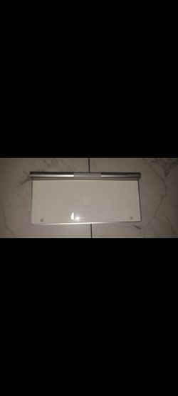WIRELESS KEYBOARD