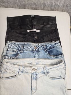 Woman's Zara(L) Tinseltown (11) Refuge (11) Old Navy(12) Women's Jeans Leggings Bundle