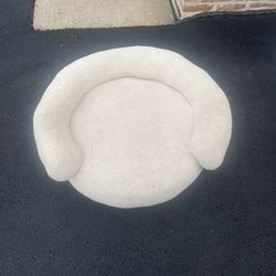 Pet bed