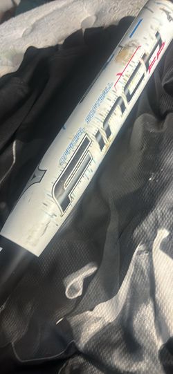 Minzuno Finch Softball Bat 31”18oz.