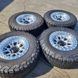 🚘🚨New rims 17x9 6 lugs for any Toyota Tacoma,Chevy used tires 285/70r17 bfgoodrich