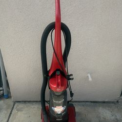 Dirt Devil Vacuum Cleaner
