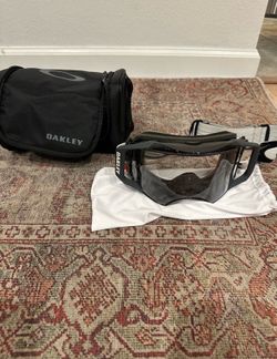 Oakley Airbrake MX Goggles