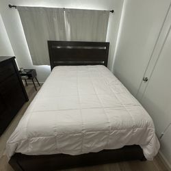 Solid Wood Queen Bed frame and Mattress 