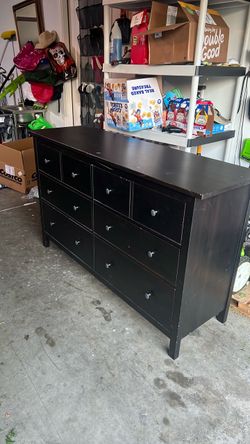 8 Drawer Dresser