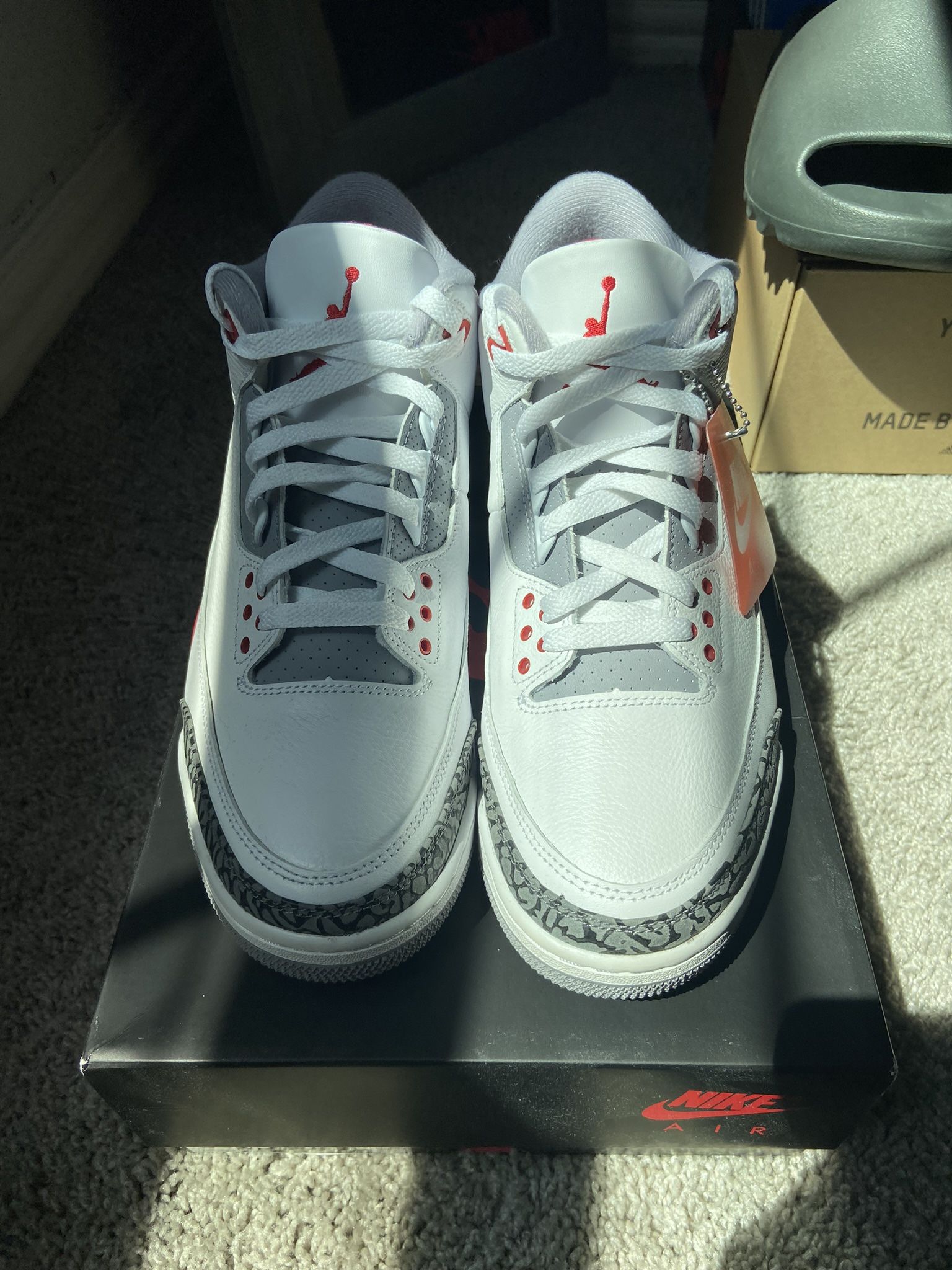 Jordan 3 “Fire Red”