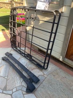 Thule Roof rack w/crossbars