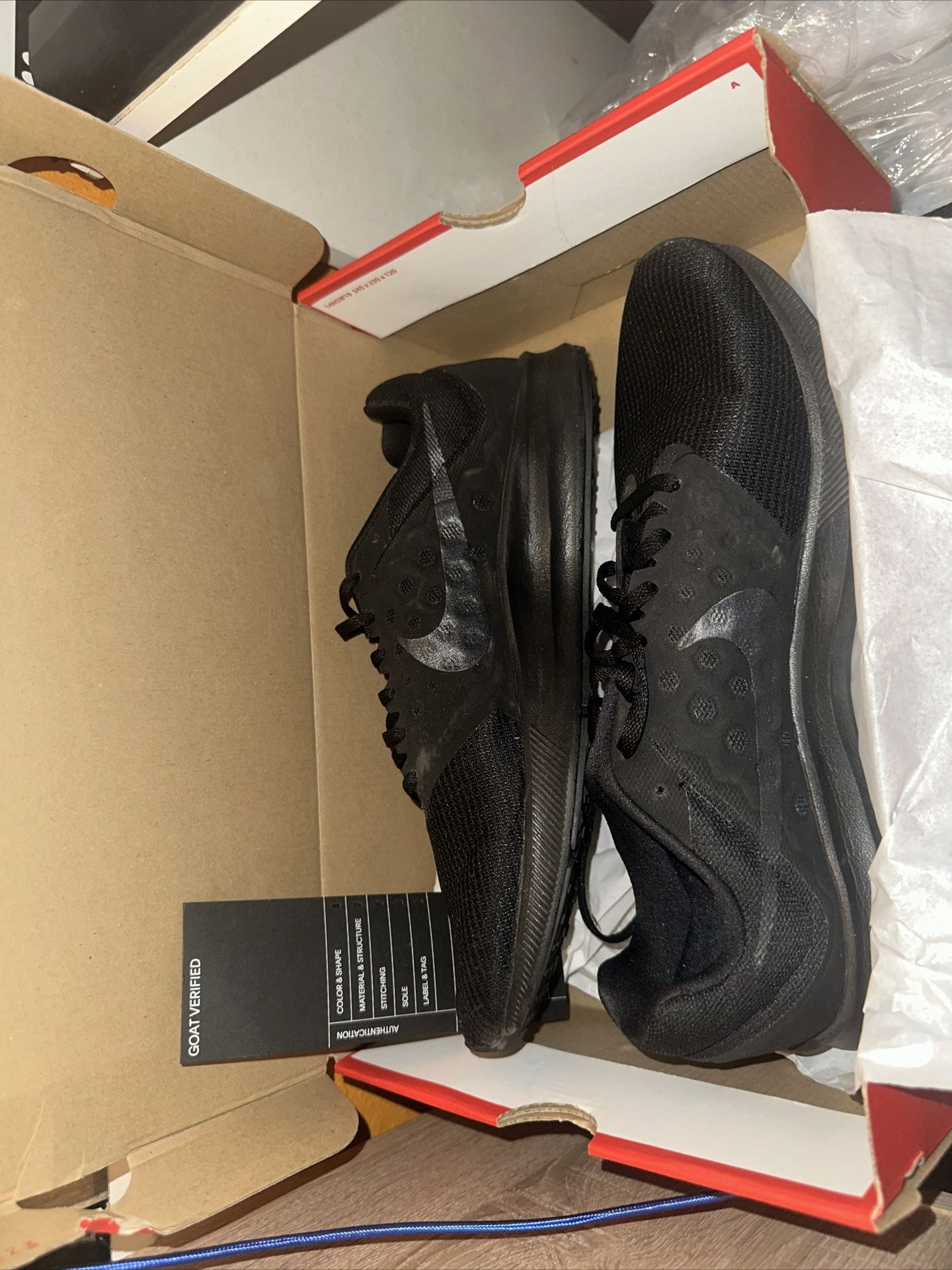 Size 11 - Nike Downshifter 11 Extra Wide Black Smoke Grey