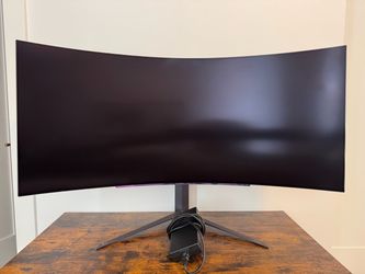 LG UltraGear 45” OLED Gaming Monitor – 240Hz Ultrawide 45GS96QB-B