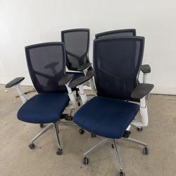 Office Chairs 