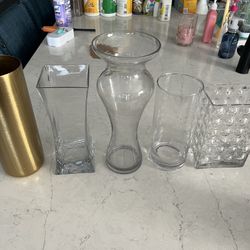 5 Flower Vases 