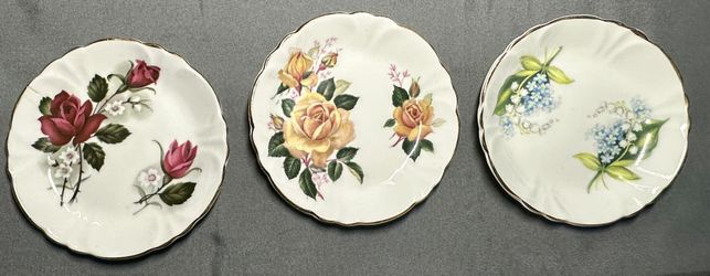 Princess House Exclusive Hammersley Fine Bone China Plates (Set of 3)