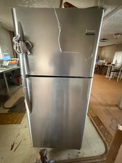 Fridge FRIGIDAIRE GALLERY