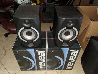 Tannoy Reveal 501a powered monitors