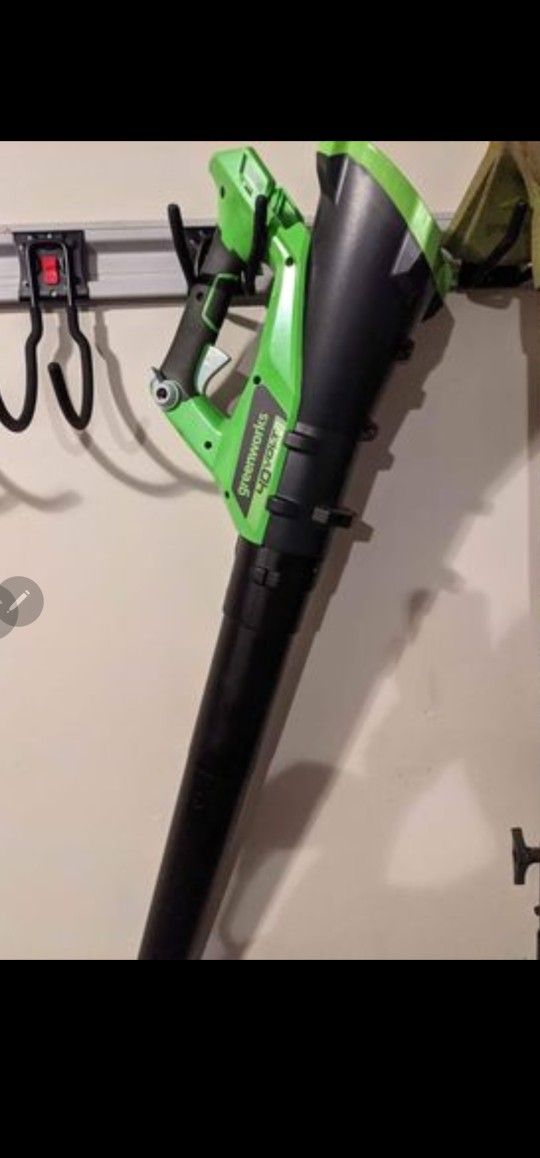 Greenworks Yard Tools