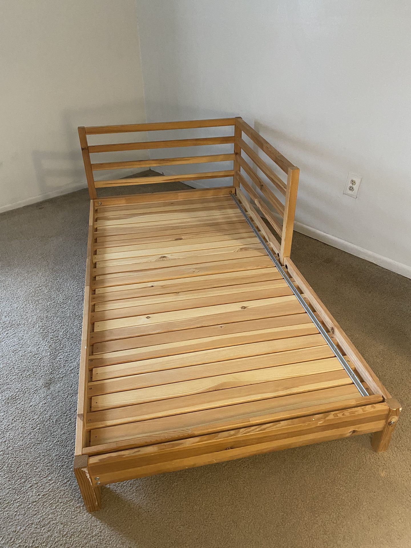 Adjustable Twin To Full Bed Frame/ Day Bed